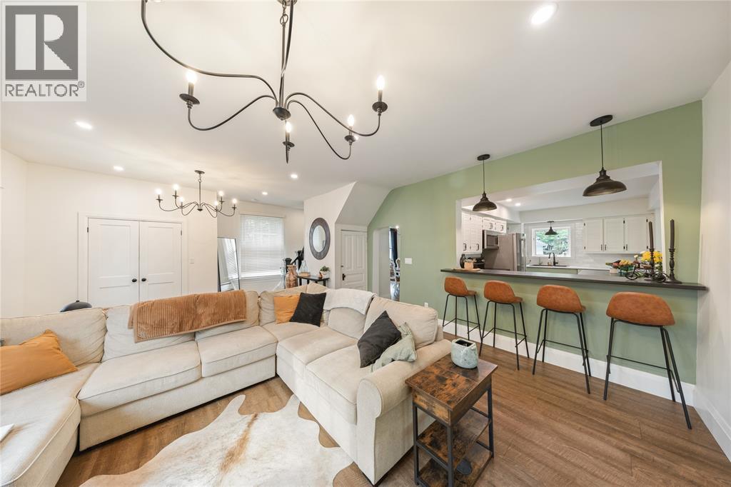 1224 Emily Street Property Photo 14