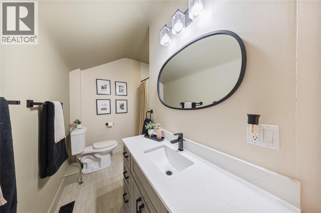 1224 Emily Street Property Photo 40