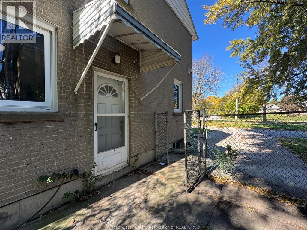 2267 College Property Photo 2