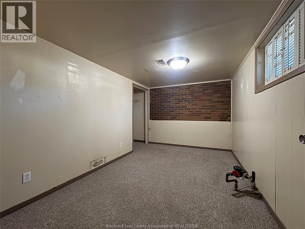 2267 College Property Photo 13