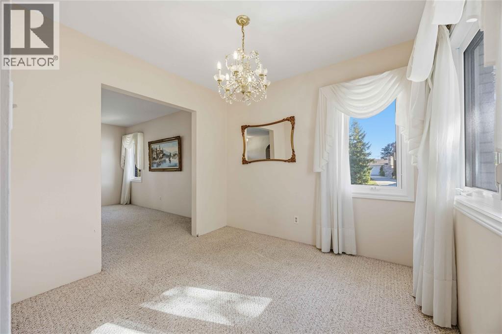 913 Wedgewood Avenue Property Photo 10