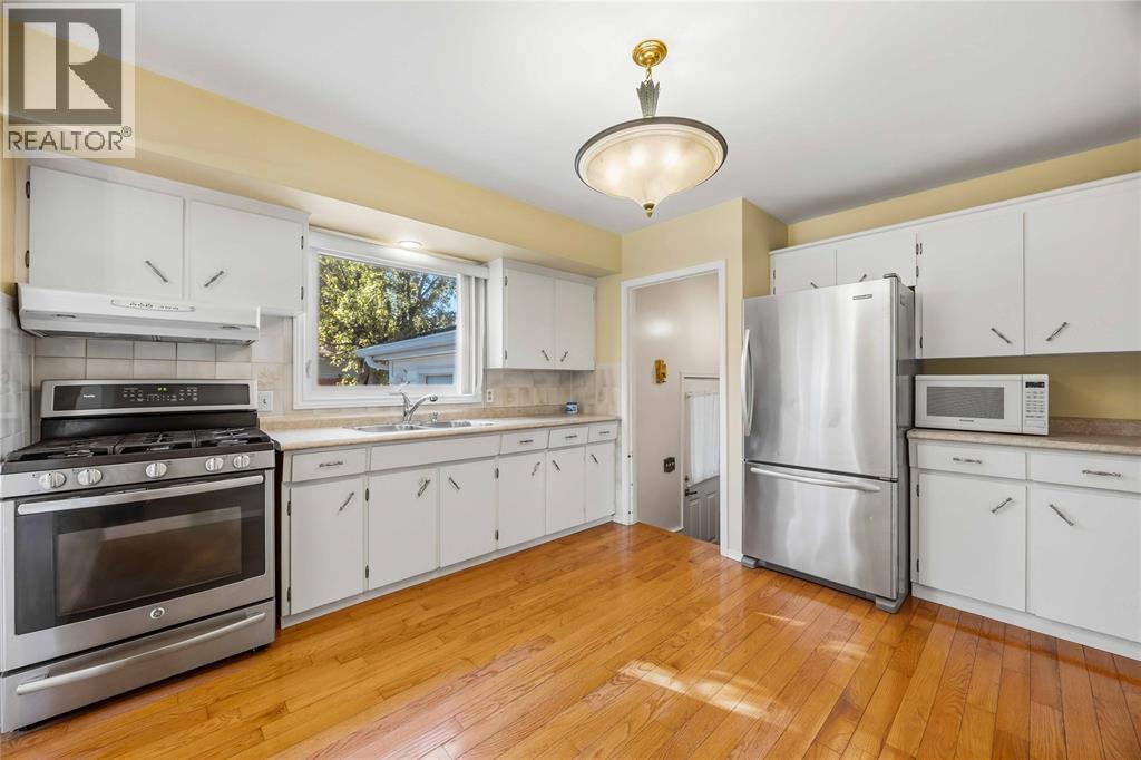 913 Wedgewood Avenue Property Photo 12