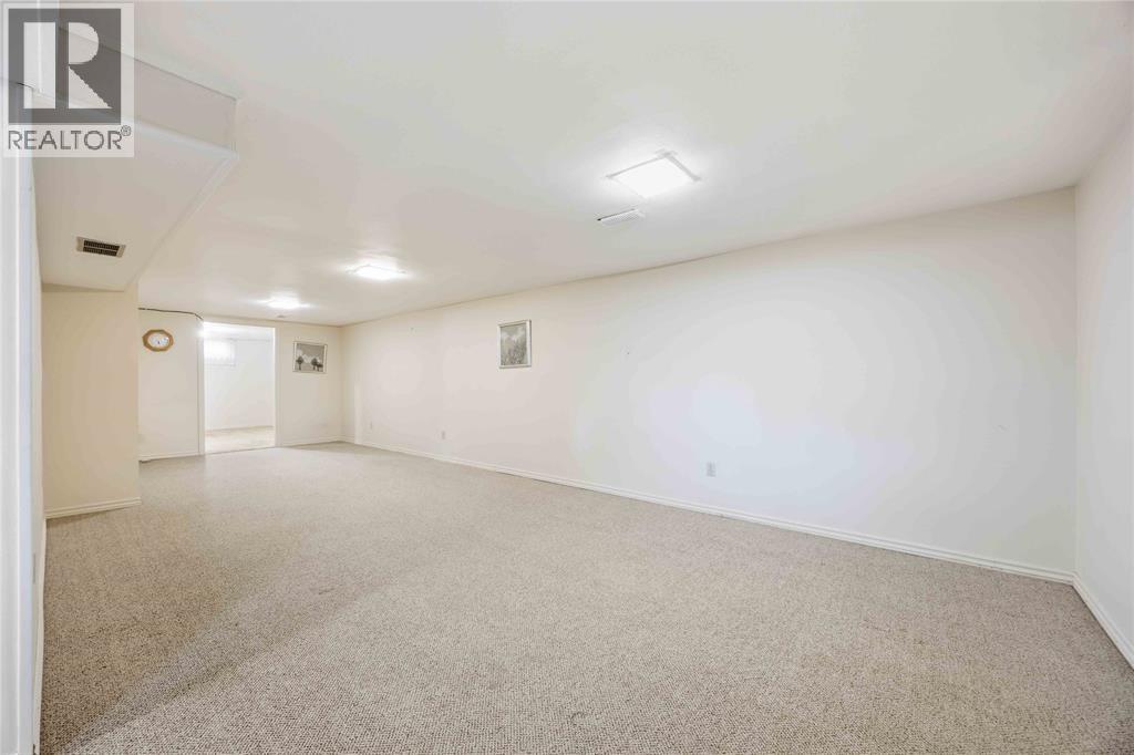 913 Wedgewood Avenue Property Photo 27