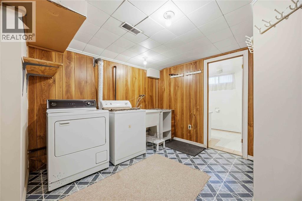 913 Wedgewood Avenue Property Photo 32