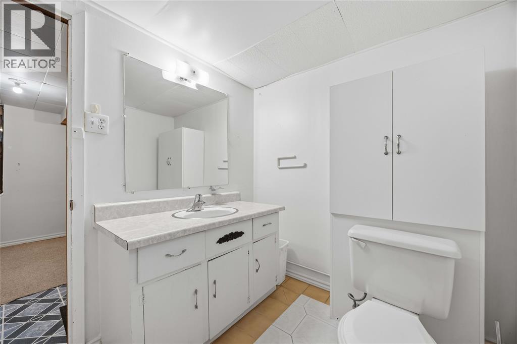913 Wedgewood Avenue Property Photo 34