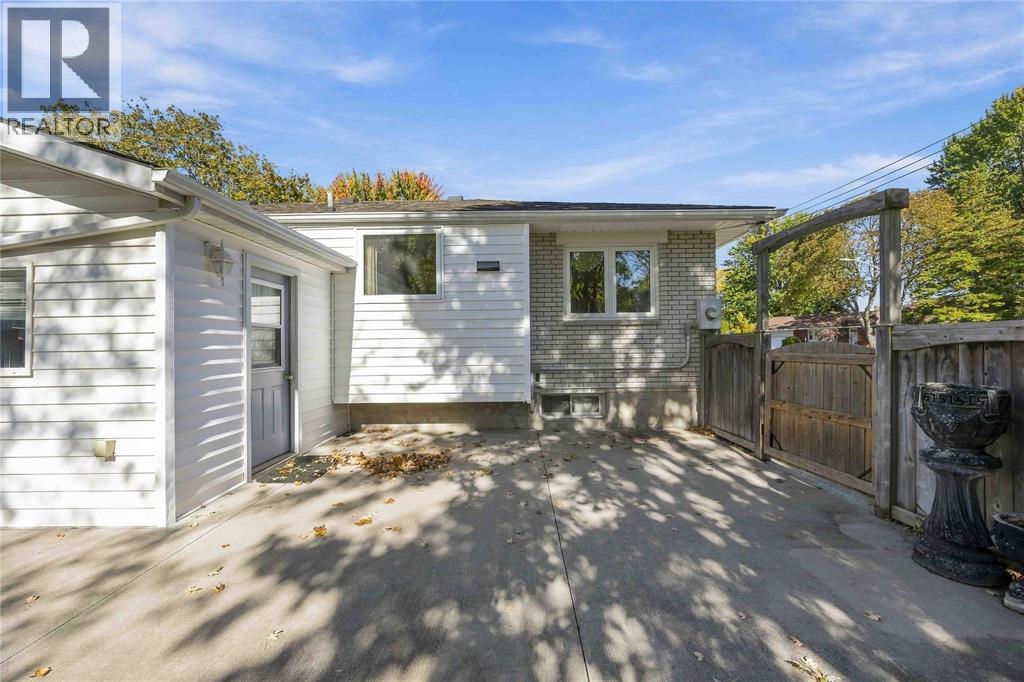 913 Wedgewood Avenue Property Photo 37