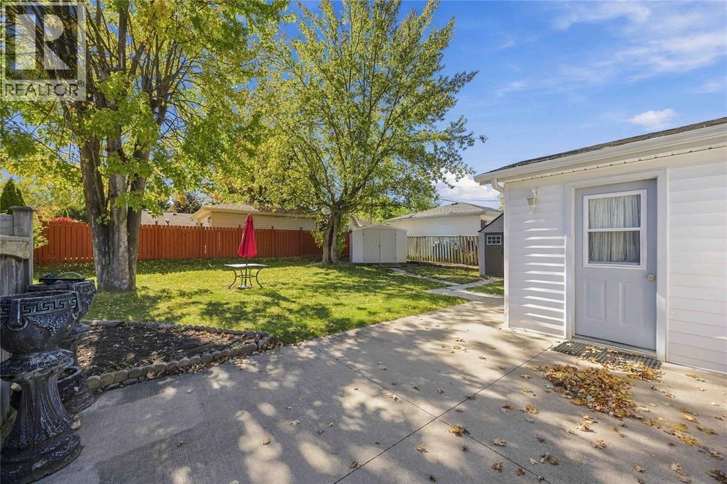 913 Wedgewood Avenue Property Photo 38
