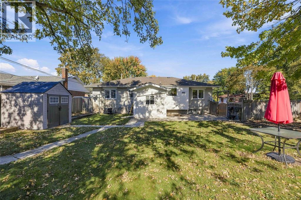 913 Wedgewood Avenue Property Photo 41