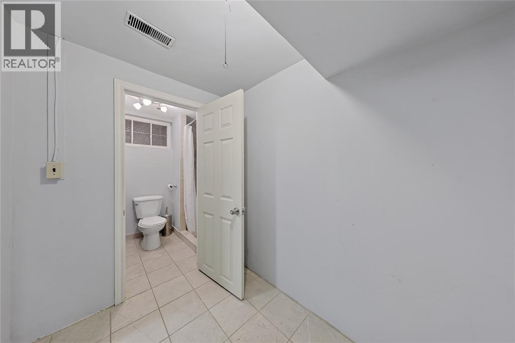 700 Guthrie Drive Property Photo 22