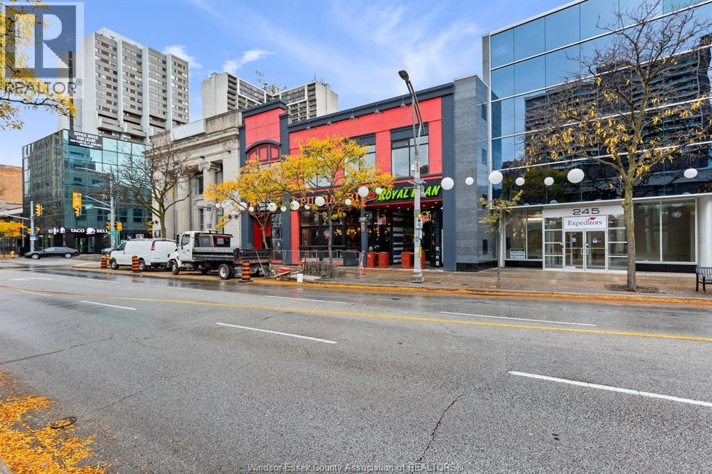 251-271 Ouellette Avenue Property Photo 3