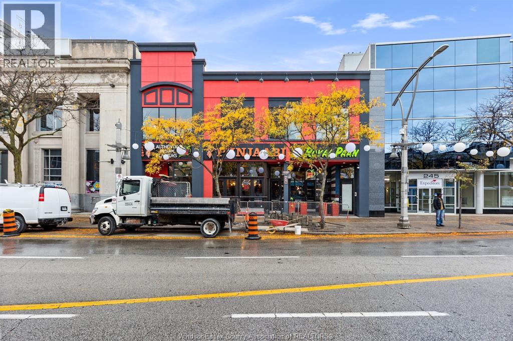 251-271 Ouellette Avenue Property Photo 4