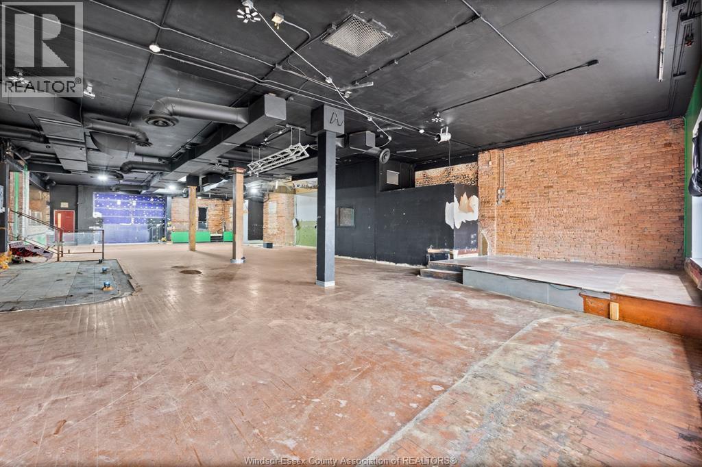 251-271 Ouellette Avenue Property Photo 23