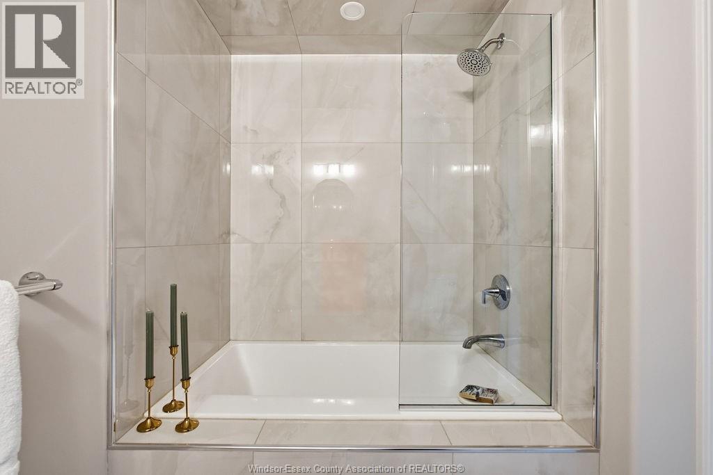 350 Tuscany Crescent Property Photo 38