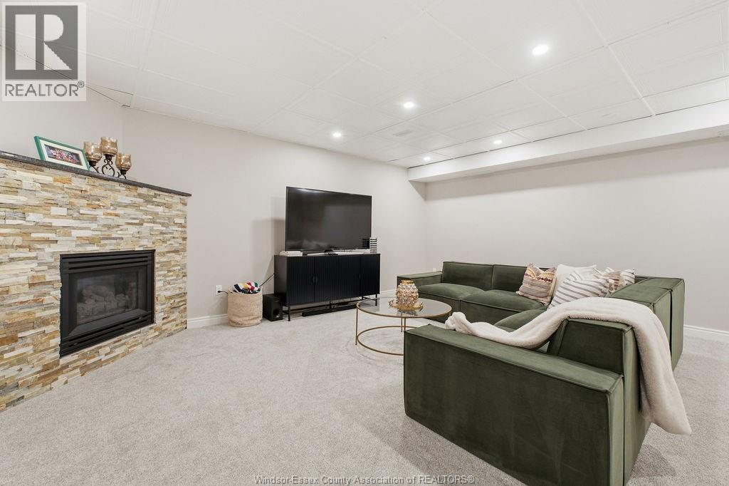 350 Tuscany Crescent Property Photo 40