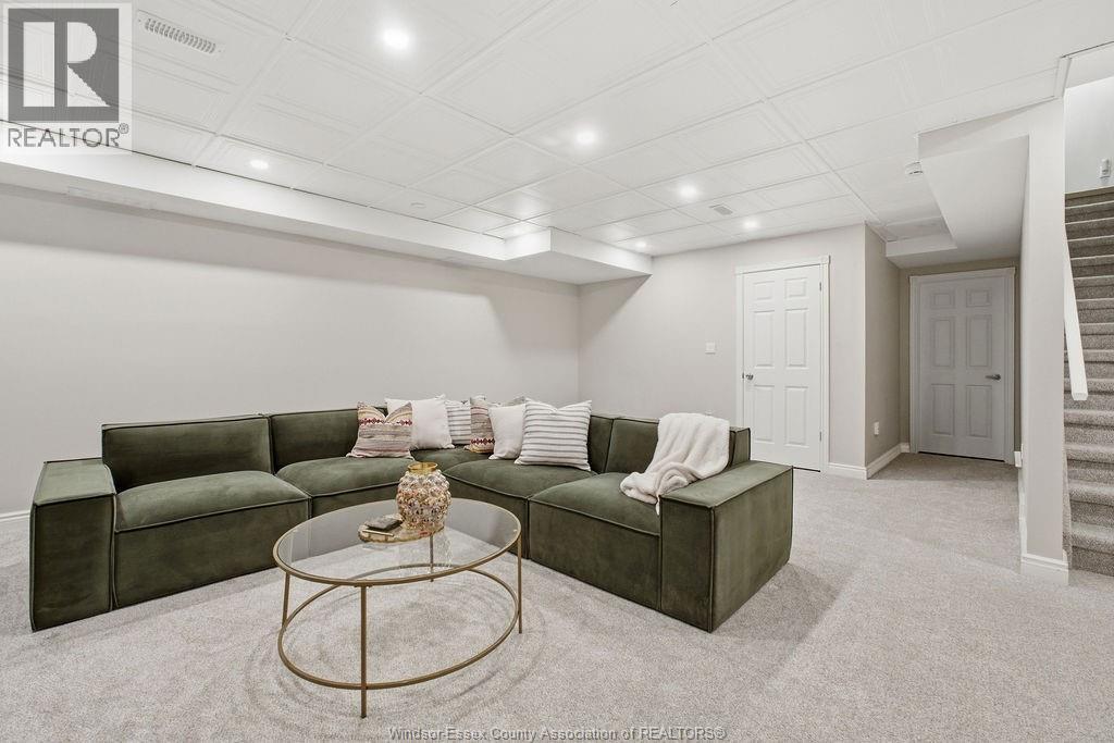 350 Tuscany Crescent Property Photo 41