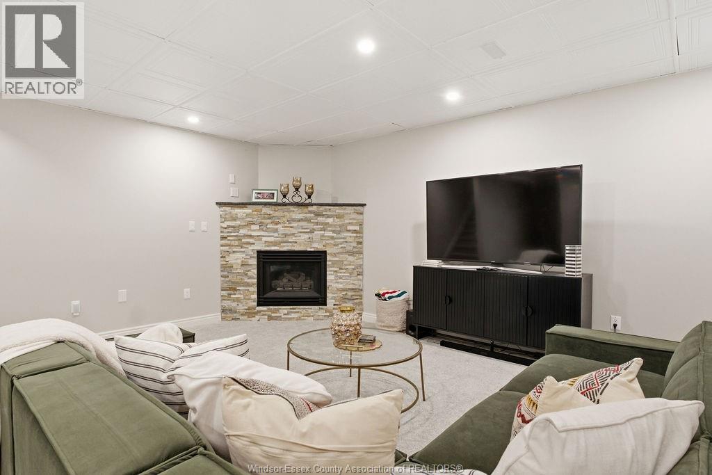 350 Tuscany Crescent Property Photo 42