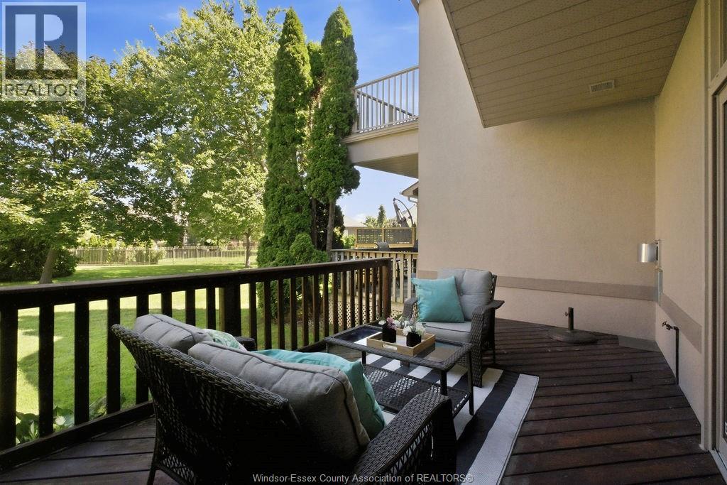350 Tuscany Crescent Property Photo 44