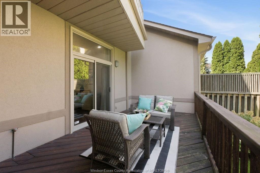 350 Tuscany Crescent Property Photo 45