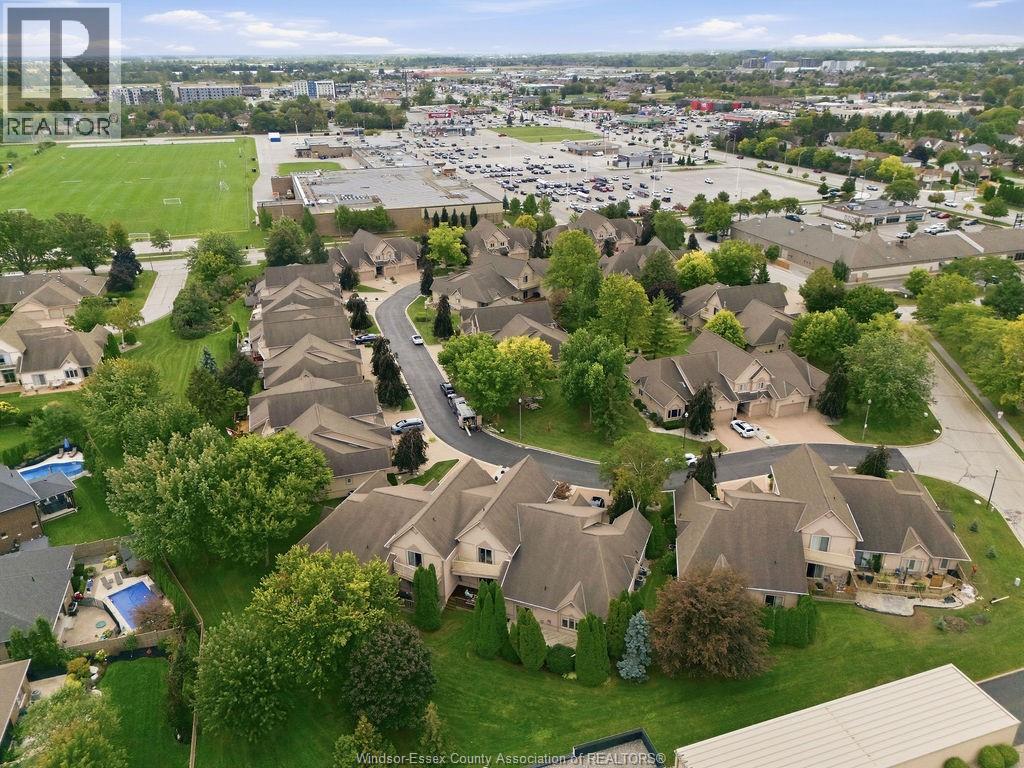 350 Tuscany Crescent Property Photo 49