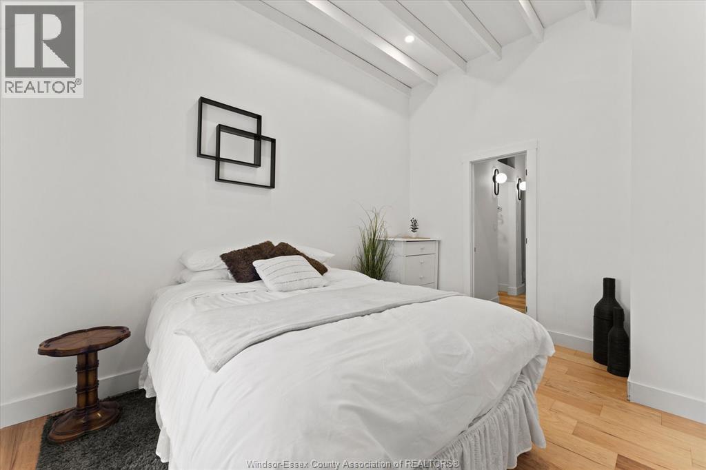 1261 Monmouth Road Property Photo 20