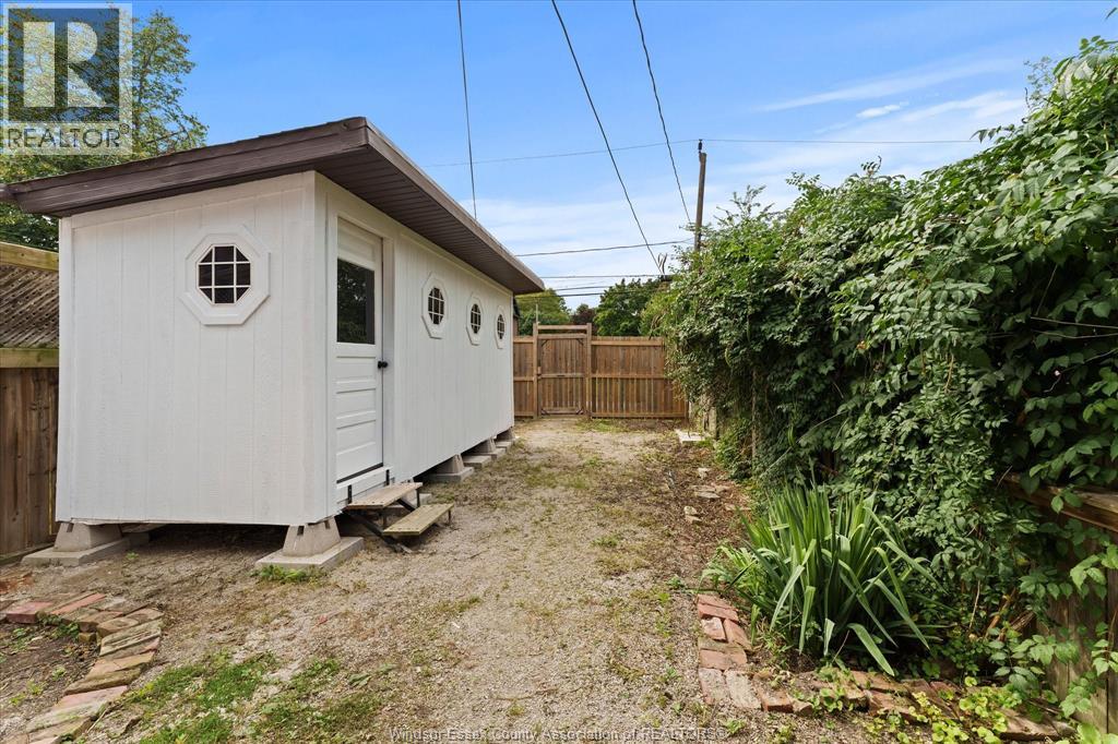 1261 Monmouth Road Property Photo 27