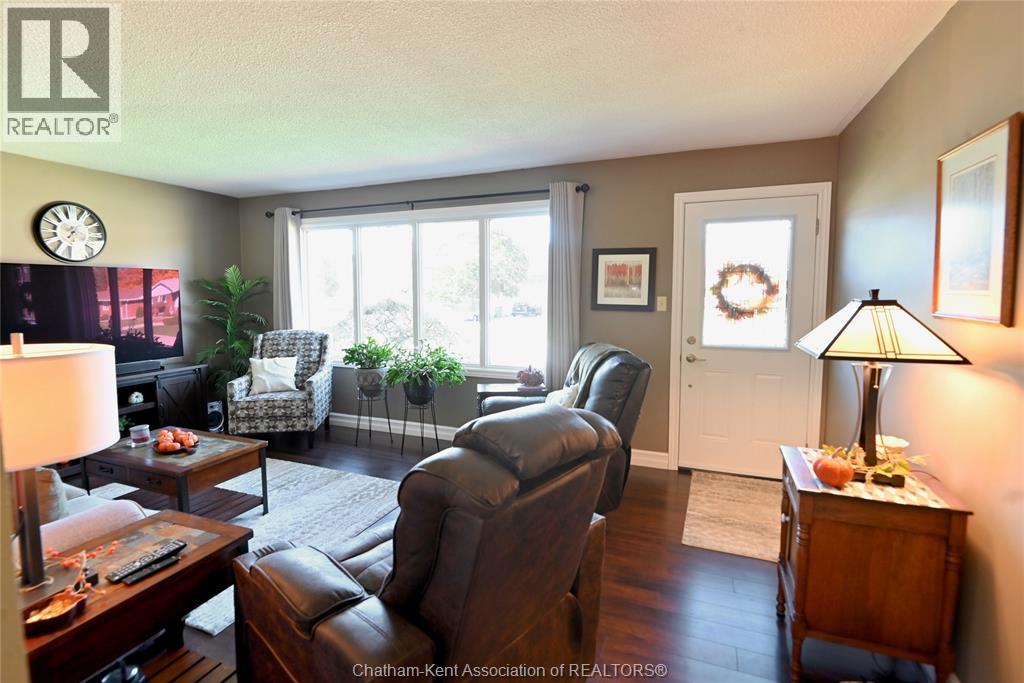 15 Hillsdale Avenue Property Photo 4
