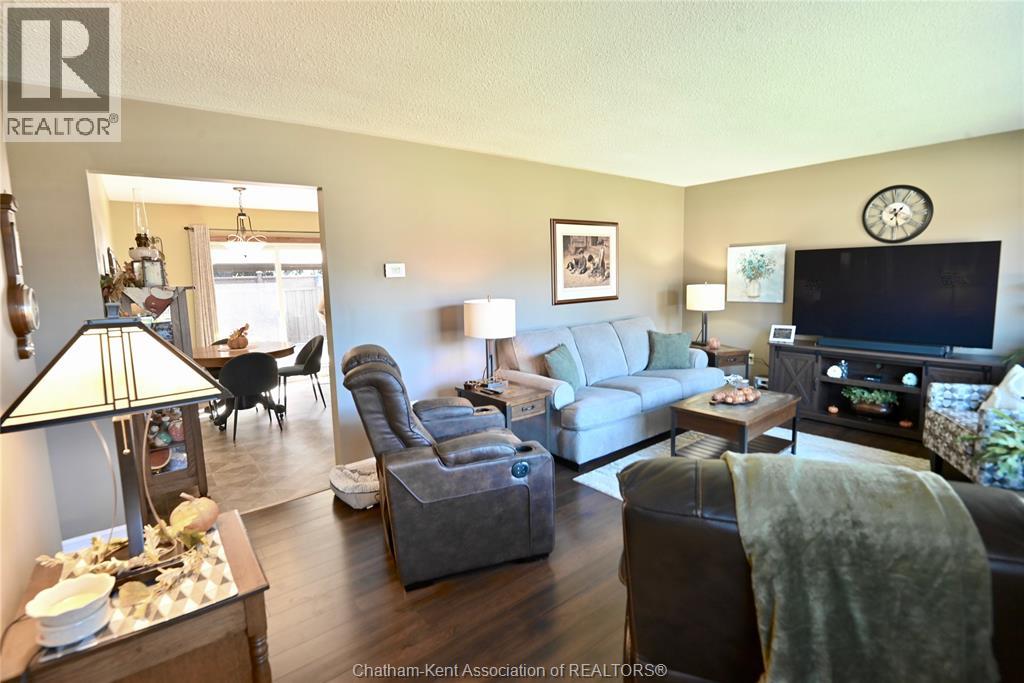 15 Hillsdale Avenue Property Photo 7