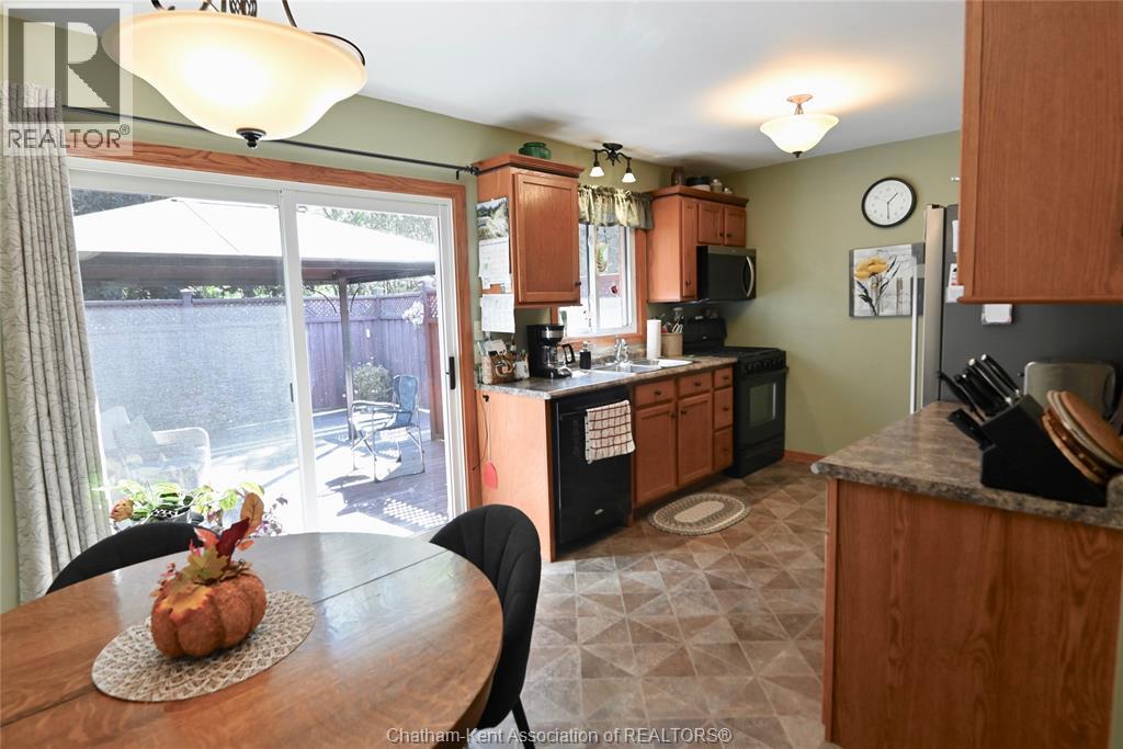 15 Hillsdale Avenue Property Photo 10