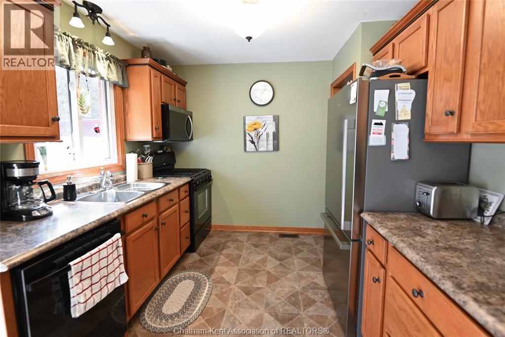 15 Hillsdale Avenue Property Photo 11