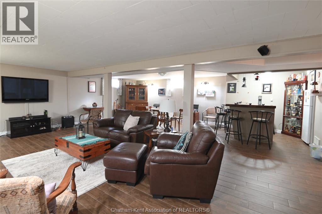 15 Hillsdale Avenue Property Photo 33