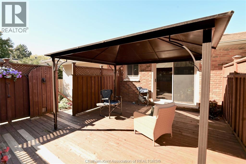 15 Hillsdale Avenue Property Photo 43