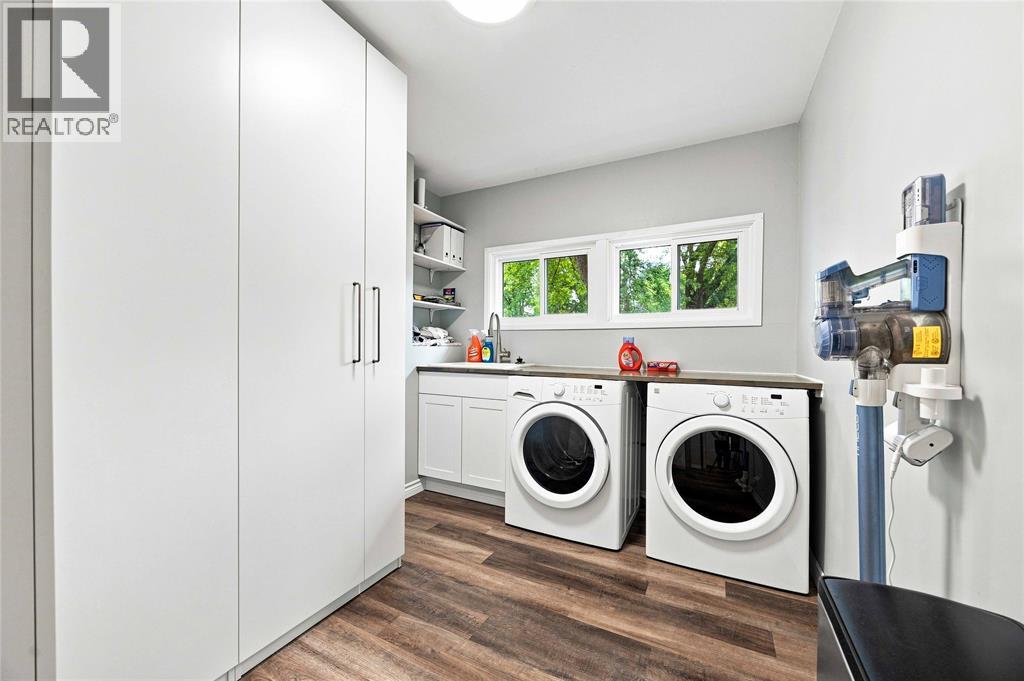 887 Mccaw Street Property Photo 14