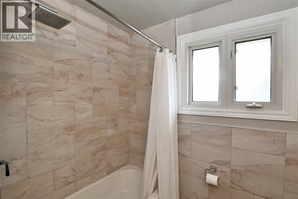 279 Cameron Street Property Photo 21