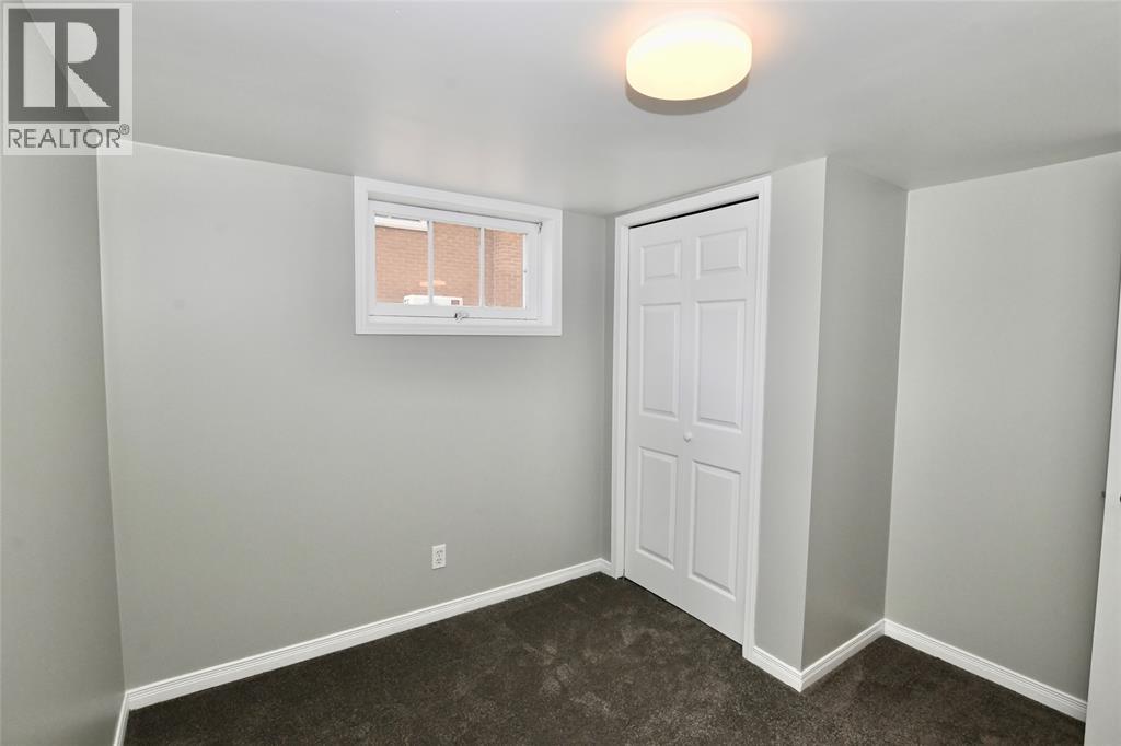 279 Cameron Street Property Photo 31