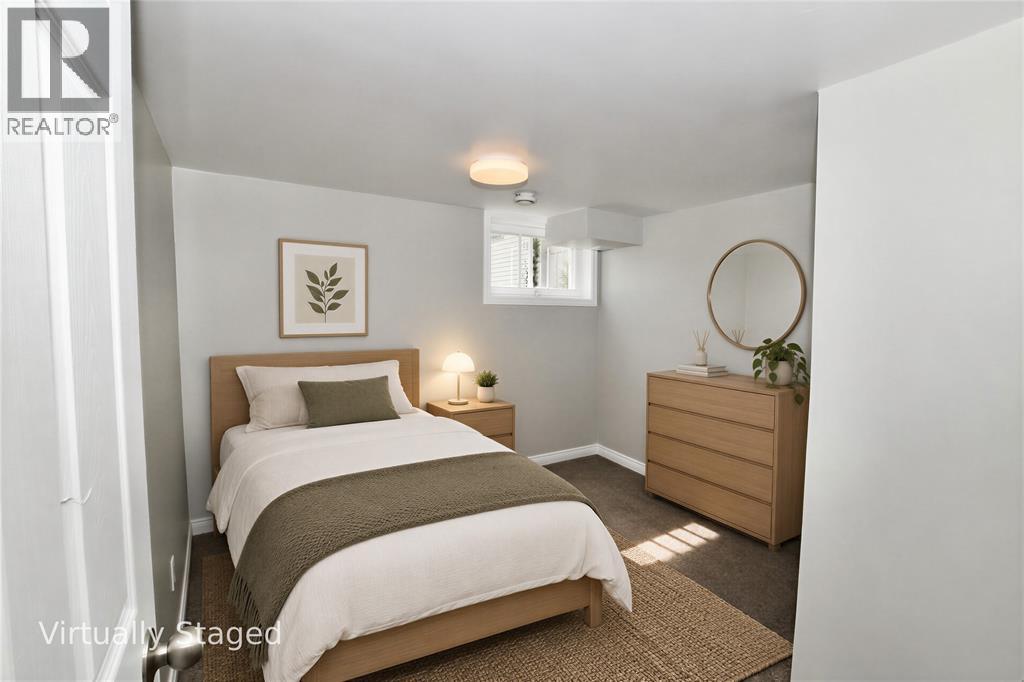 279 Cameron Street Property Photo 33