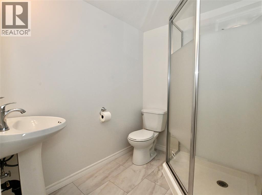 279 Cameron Street Property Photo 40
