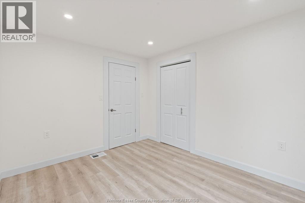 23 Scott Lane Property Photo 19