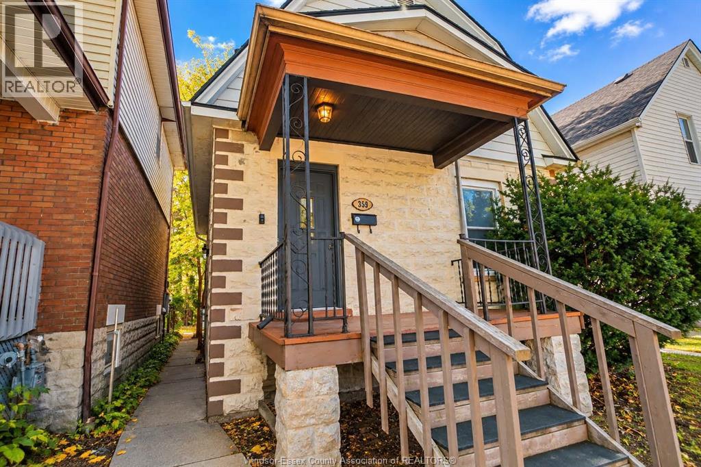 359 Mcewan Avenue Property Photo 1