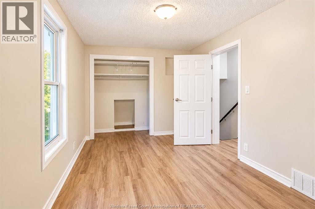 359 Mcewan Avenue Property Photo 9