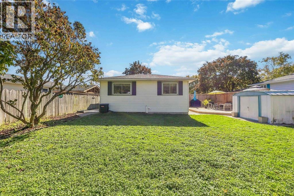 1150 Overlea Crescent Property Photo 27