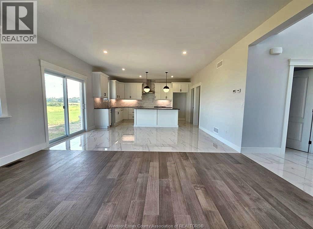 4434 Belmont Property Photo 4
