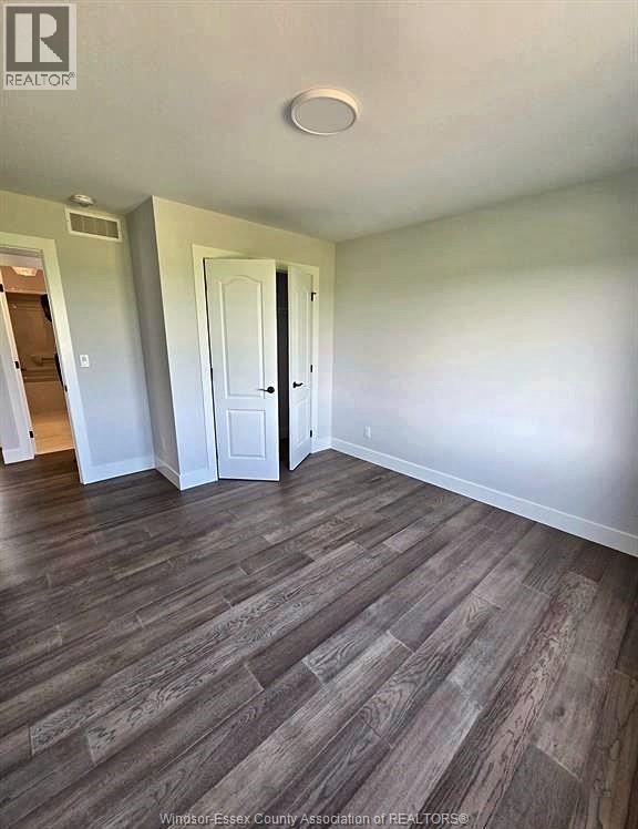 4434 Belmont Property Photo 11