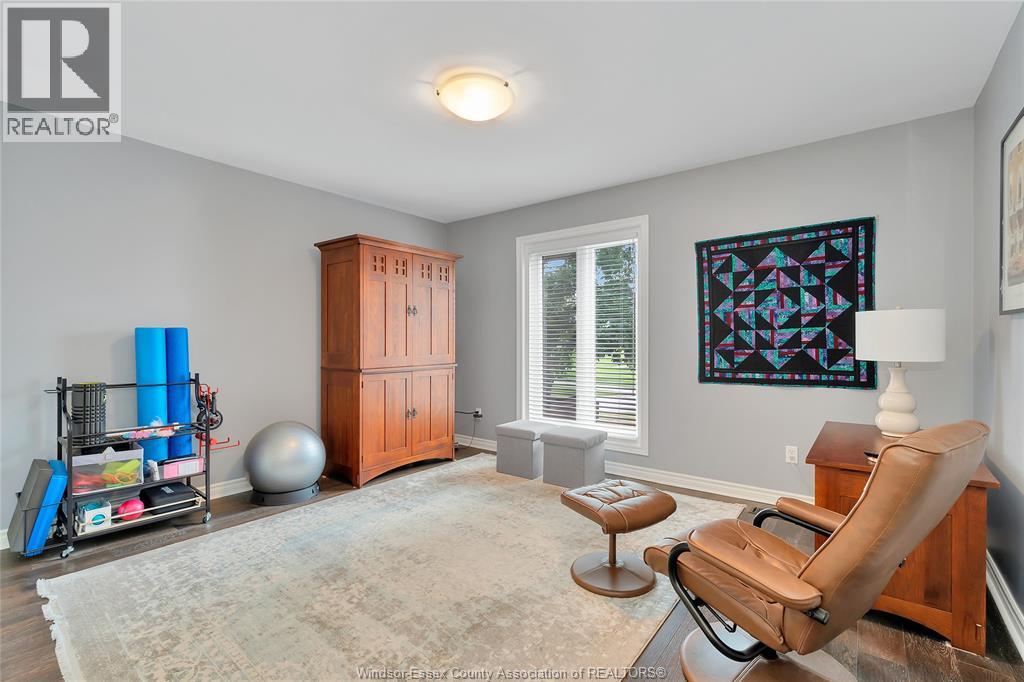 65 Fairway Crescent Unit# 4 Property Photo 18