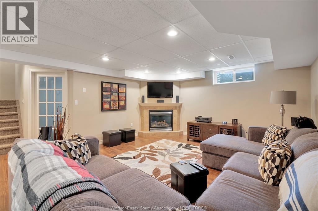 65 Fairway Crescent Unit# 4 Property Photo 22