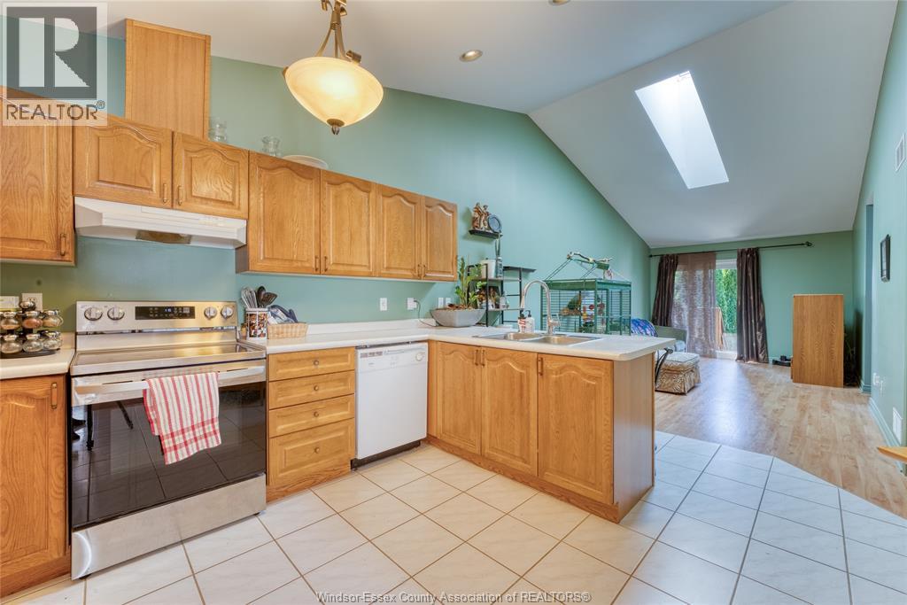1583 Chateau Avenue Property Photo 10