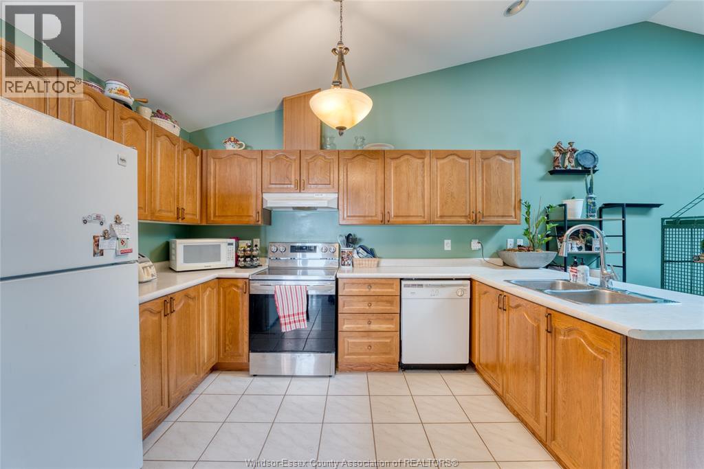1583 Chateau Avenue Property Photo 11