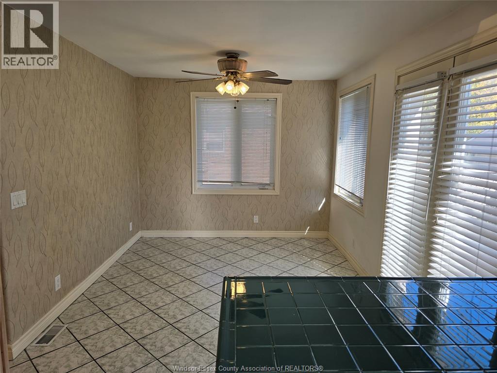 3515 Sandwich Street Property Photo 8