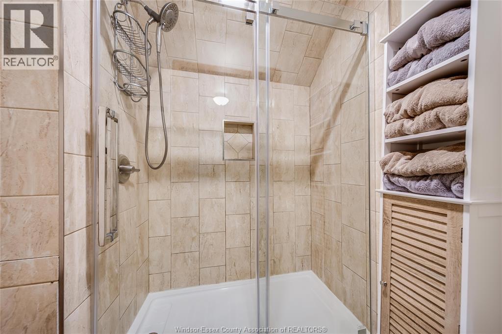 90 Victoria Property Photo 24