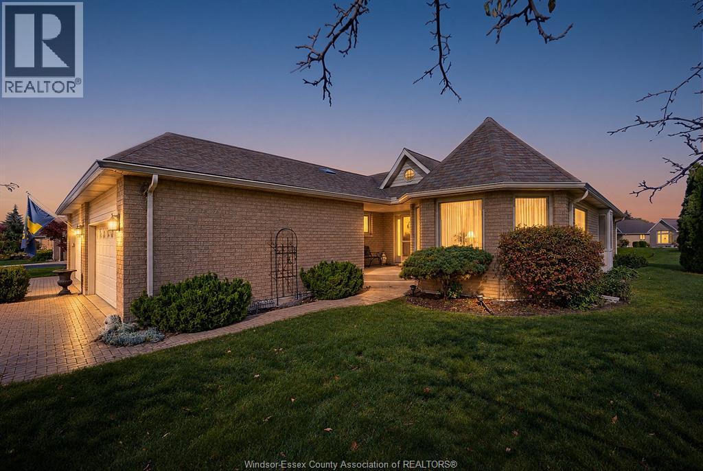 1353 Imperial Crescent Property Photo 1