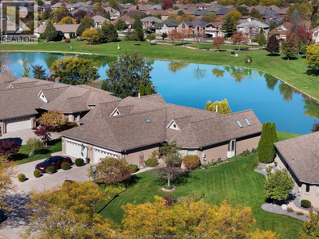 1353 Imperial Crescent Property Photo 2